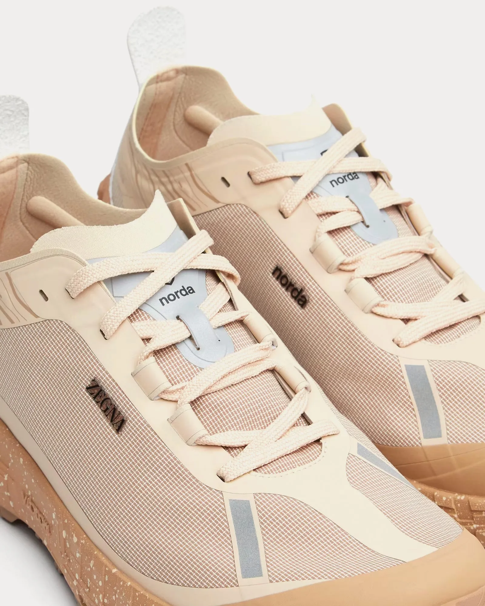 001 Beige Running Shoes