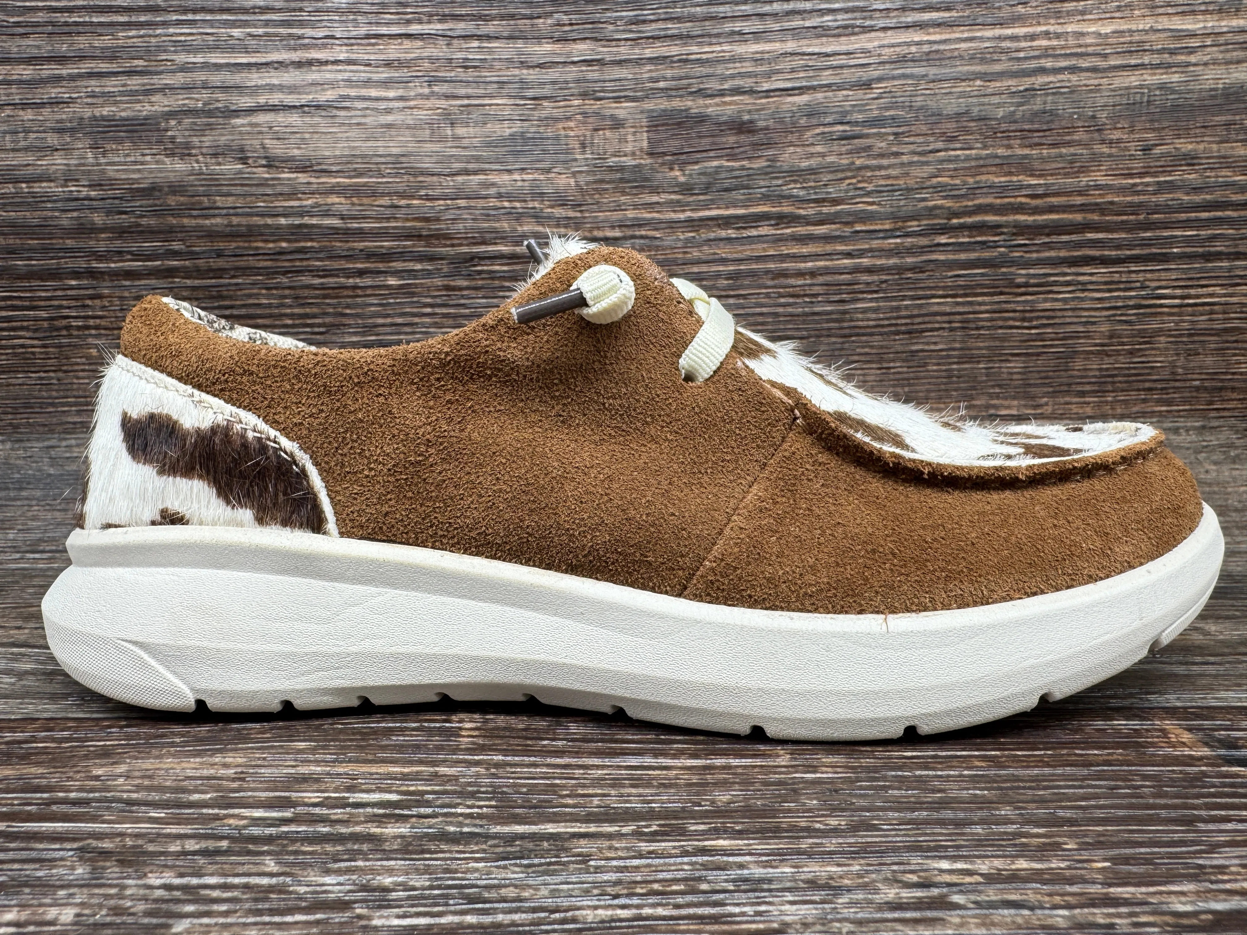 10050973 Women's Cow Print Hilo by Ariat