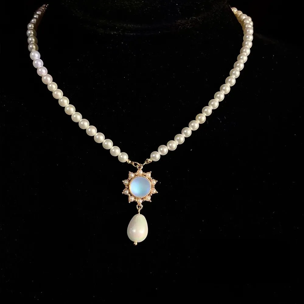 Bridgeton Daphne Handmade Quinceanera Pearl Necklace With Moonstone - Regency Era Style Single-strand