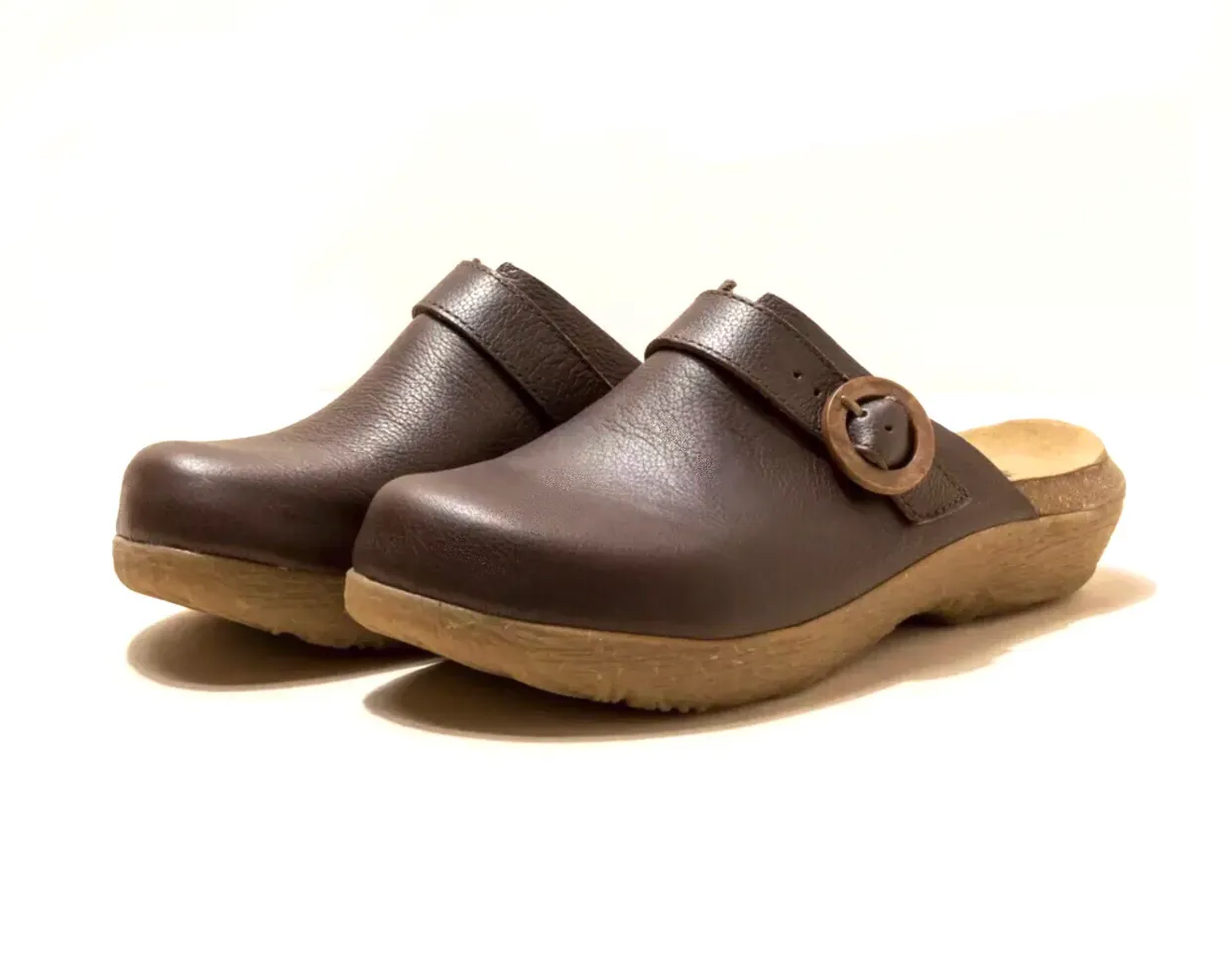 El Naturalista 5701 Brown Wakatiwai Buckle Clog Made In Spain