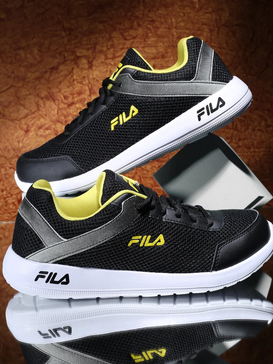Fila Black Hemmis Men's Running Shoes