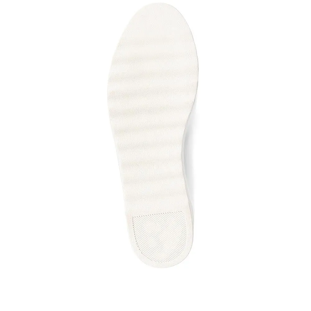 Lightweight Ballet Pumps - BRK34011 / 320 508