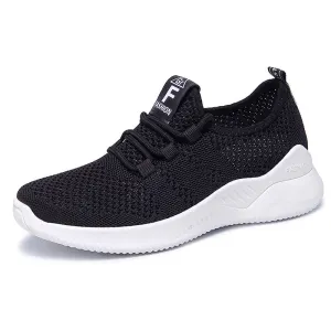 Lightweight Flyknit Running Sneakers