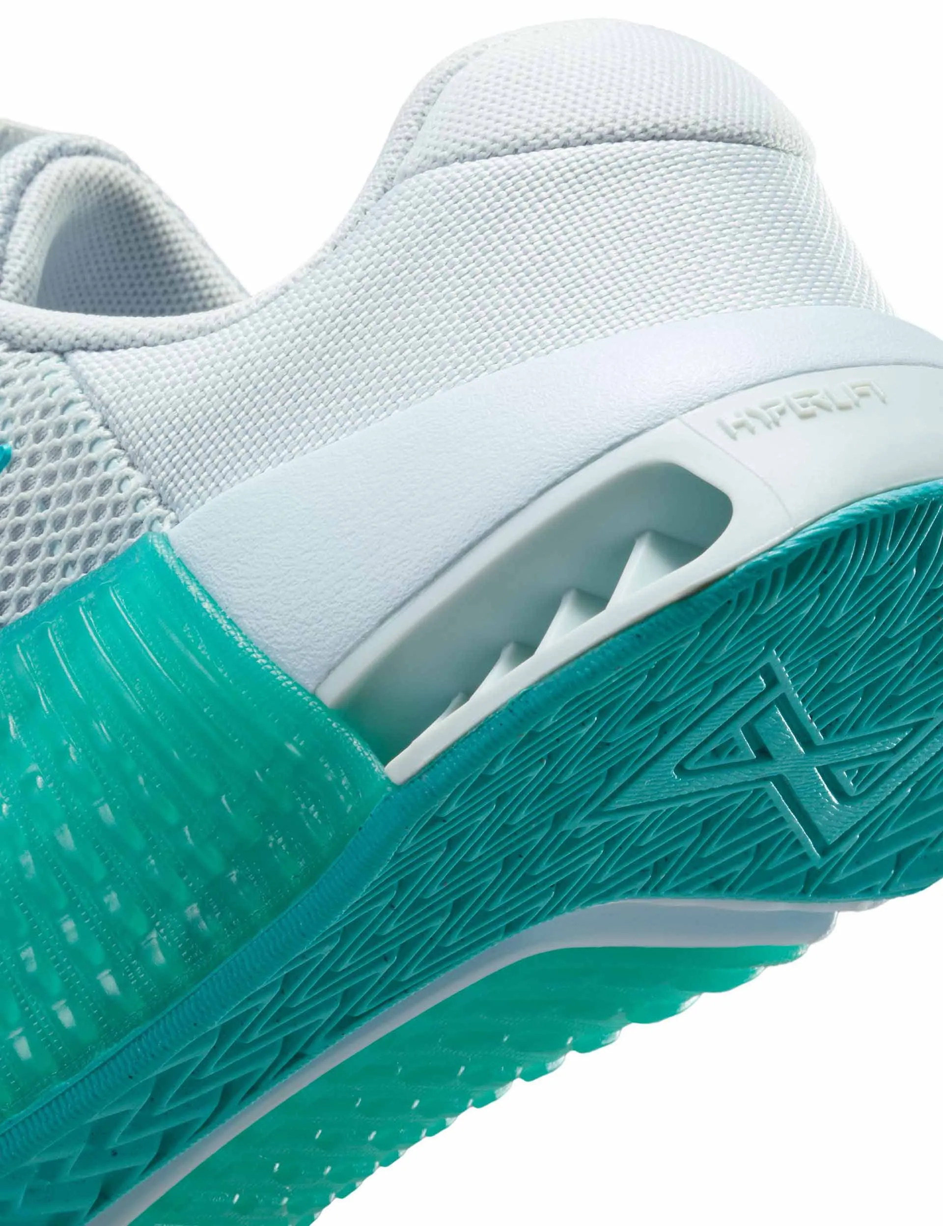 Metcon 9 Shoes - Pure Platinum/Dusty Cactus/Glacier Blue