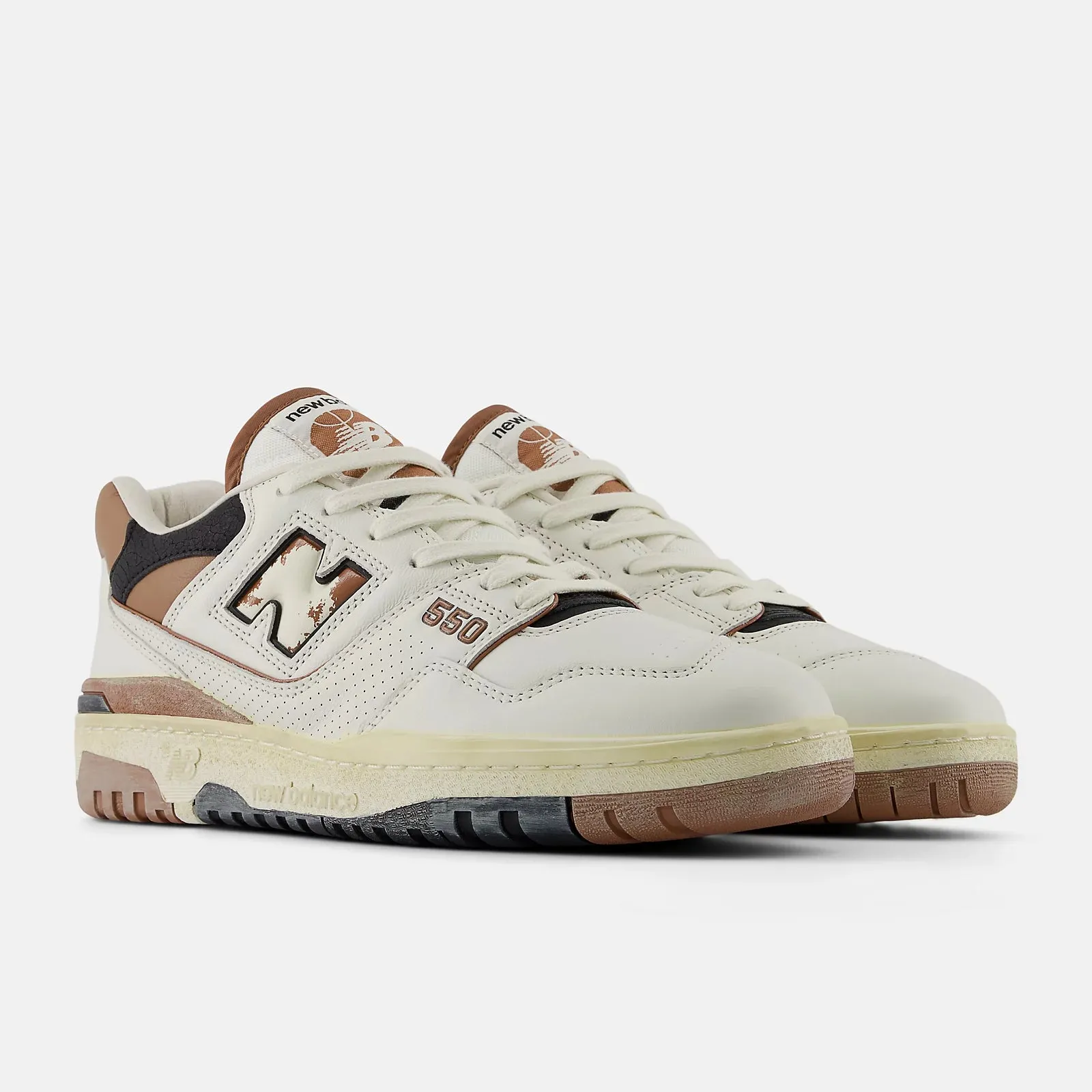 New Balance - Men 550 Sea salt with Pecan and Black BB550VGC