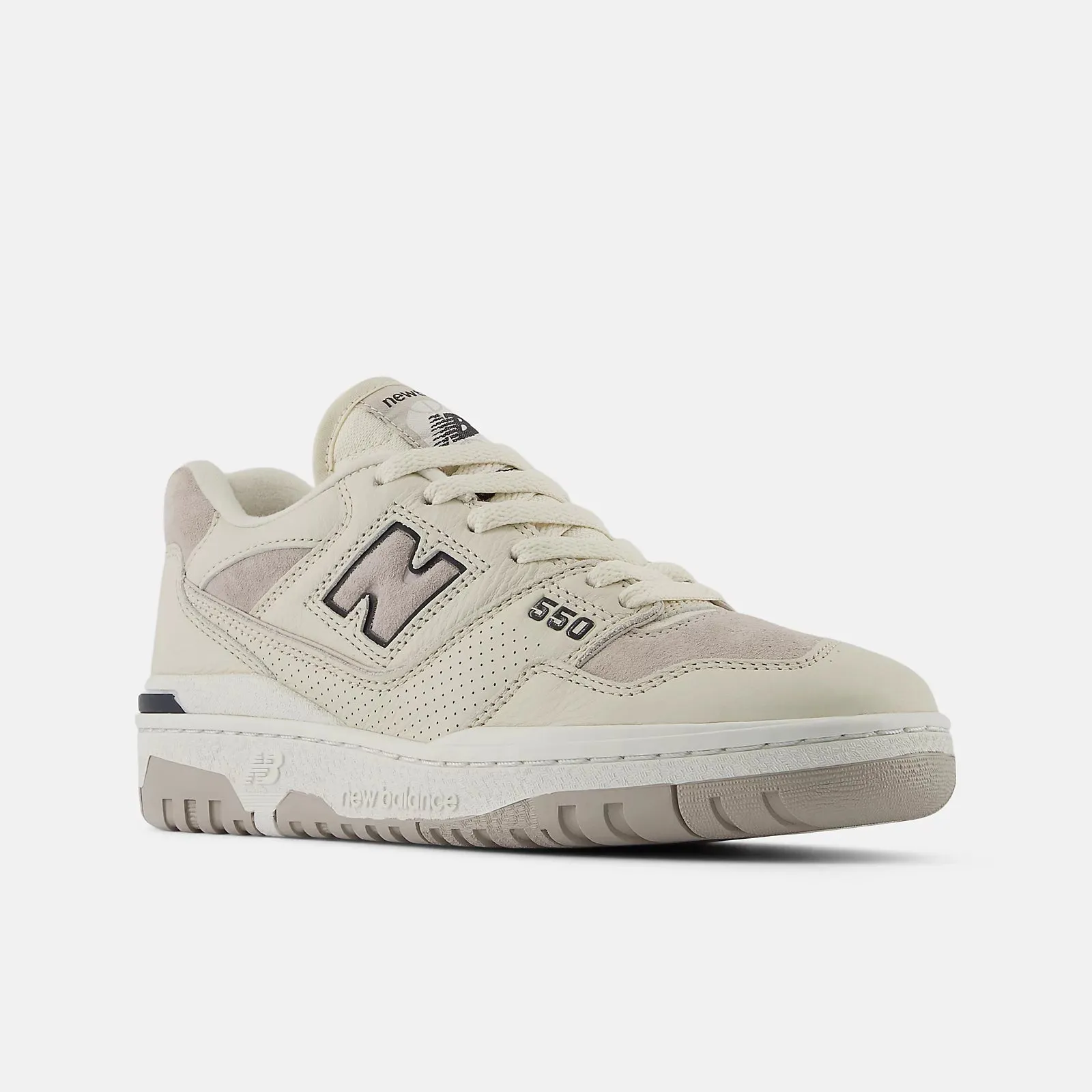 New Balance - Women's BBW550RB in Linen with Moonrock and Phantom