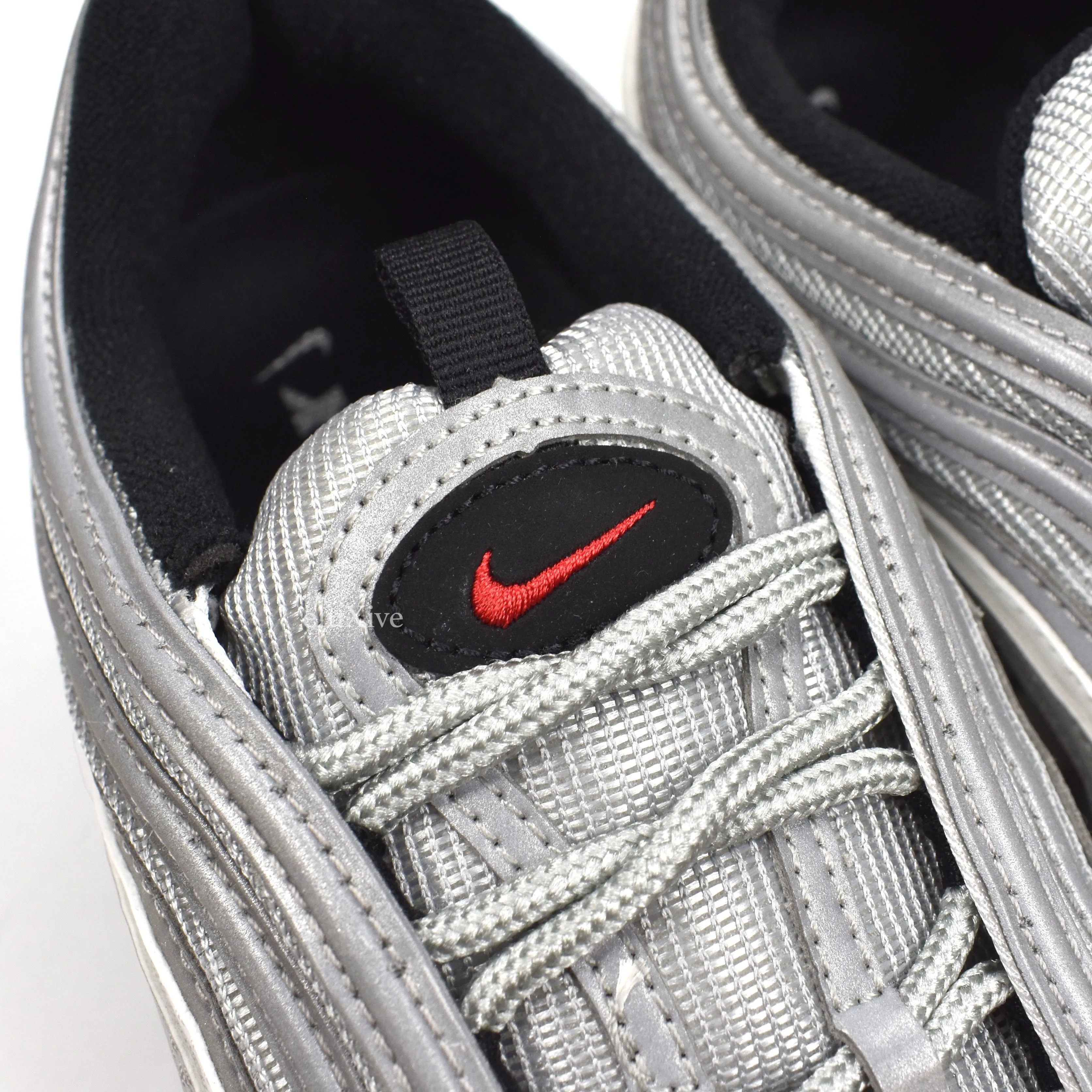 Nike - Air Vapormax 97 'Silver Bullet' (Metallic Silver/Red)