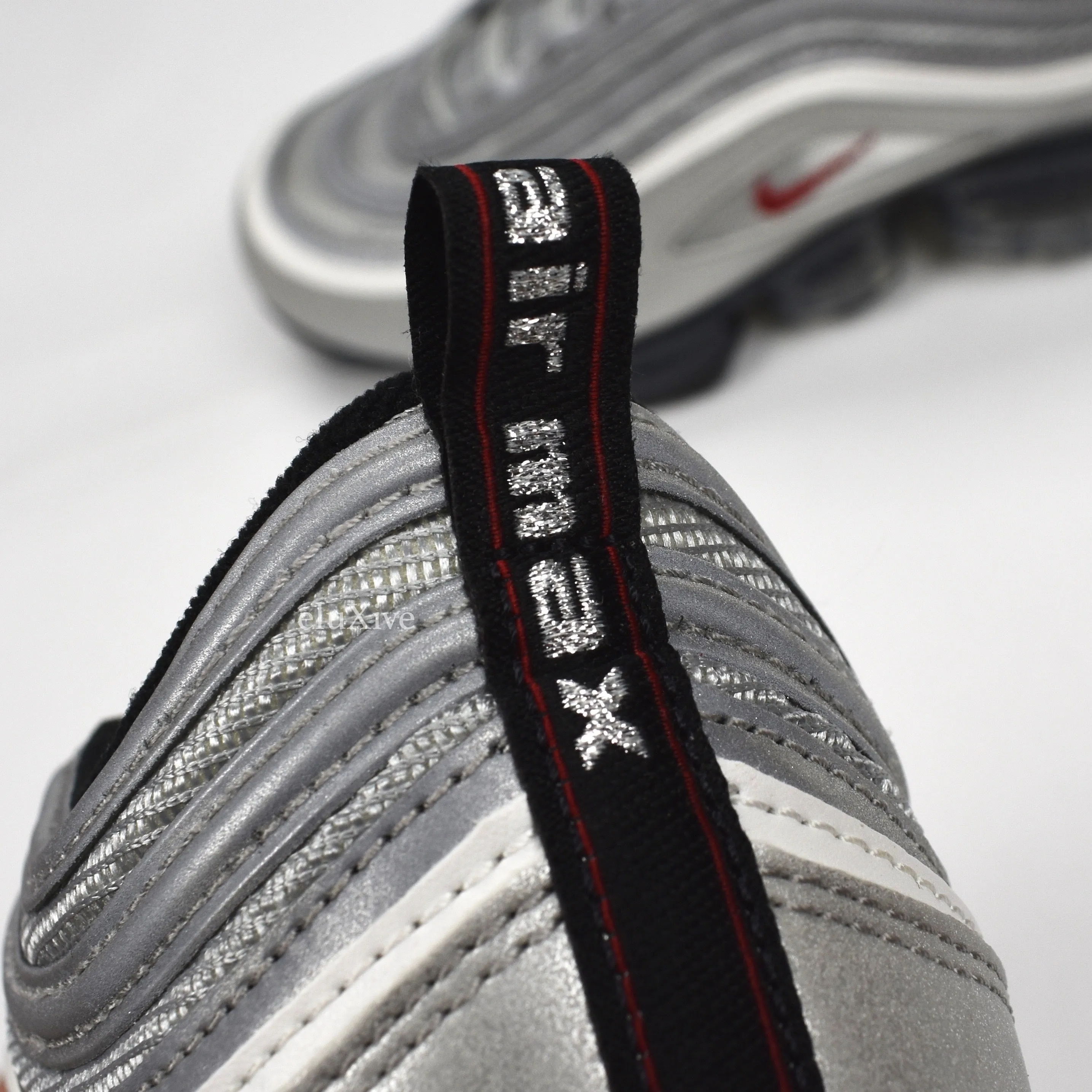 Nike - Air Vapormax 97 'Silver Bullet' (Metallic Silver/Red)