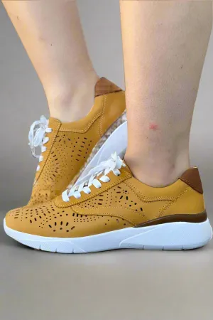 Saona Mustard Leather Sneaker