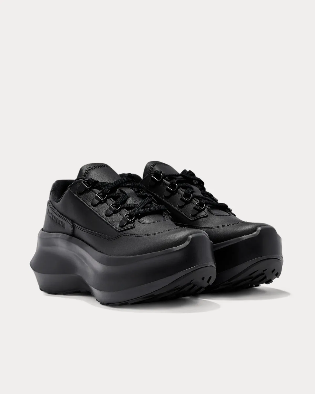 SR811 Platform Leather Black Low Top Sneakers