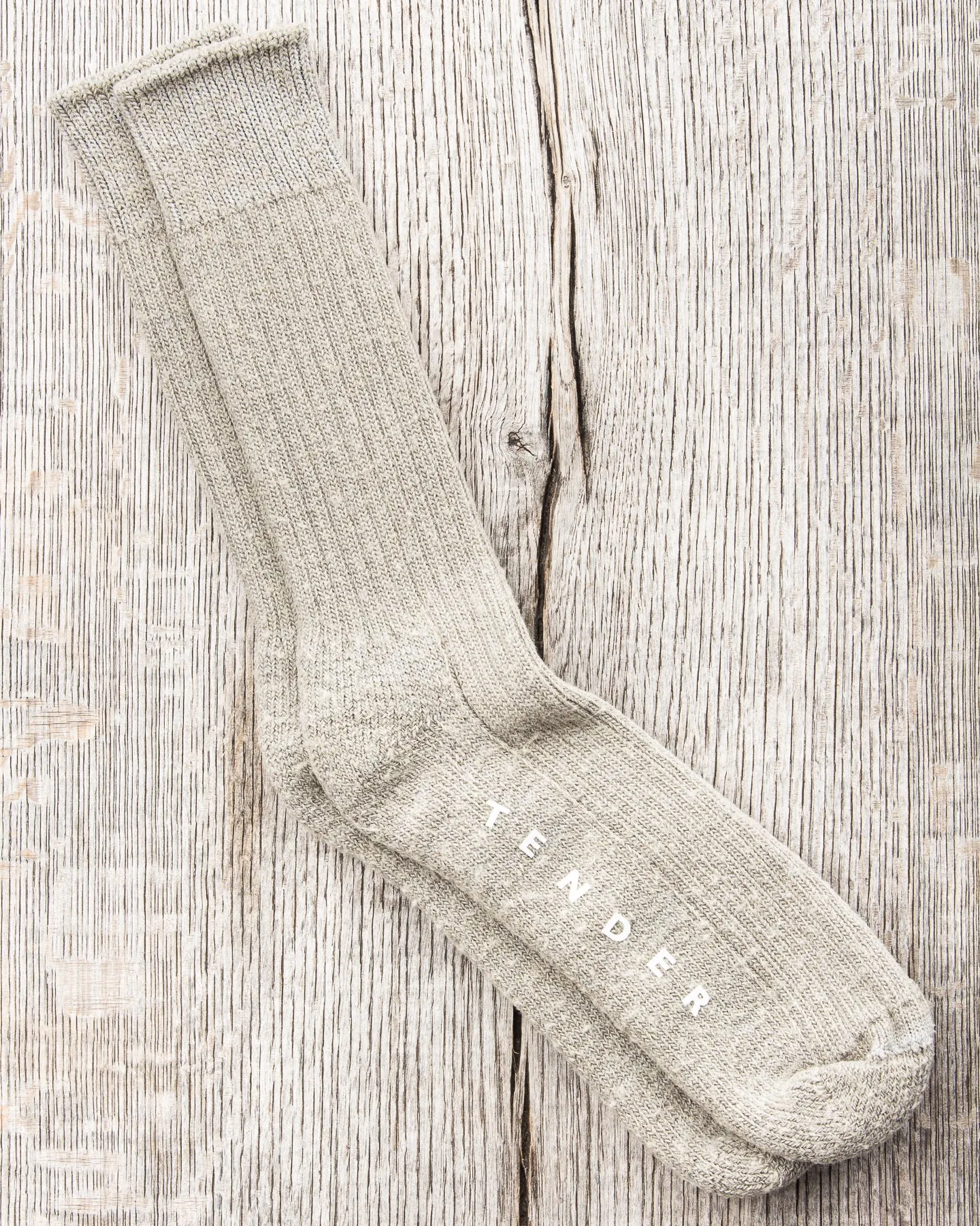 Tender Wool Rib Socks Indian Black Dyed