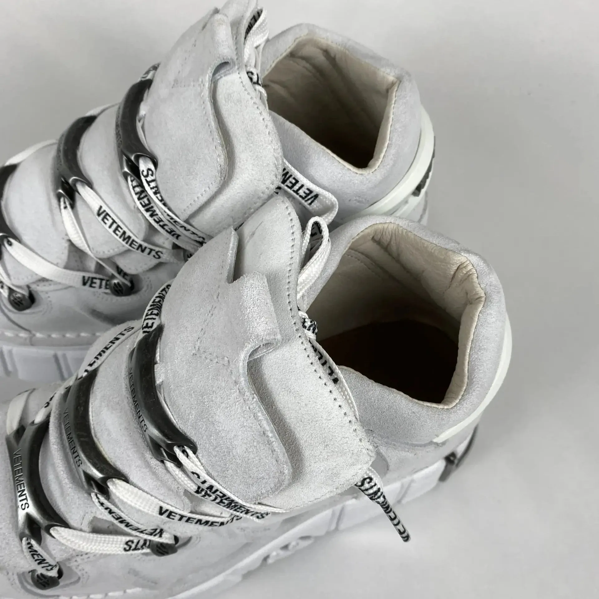 VETEMENTS × NEW ROCK PLATFORM SNEAKERS