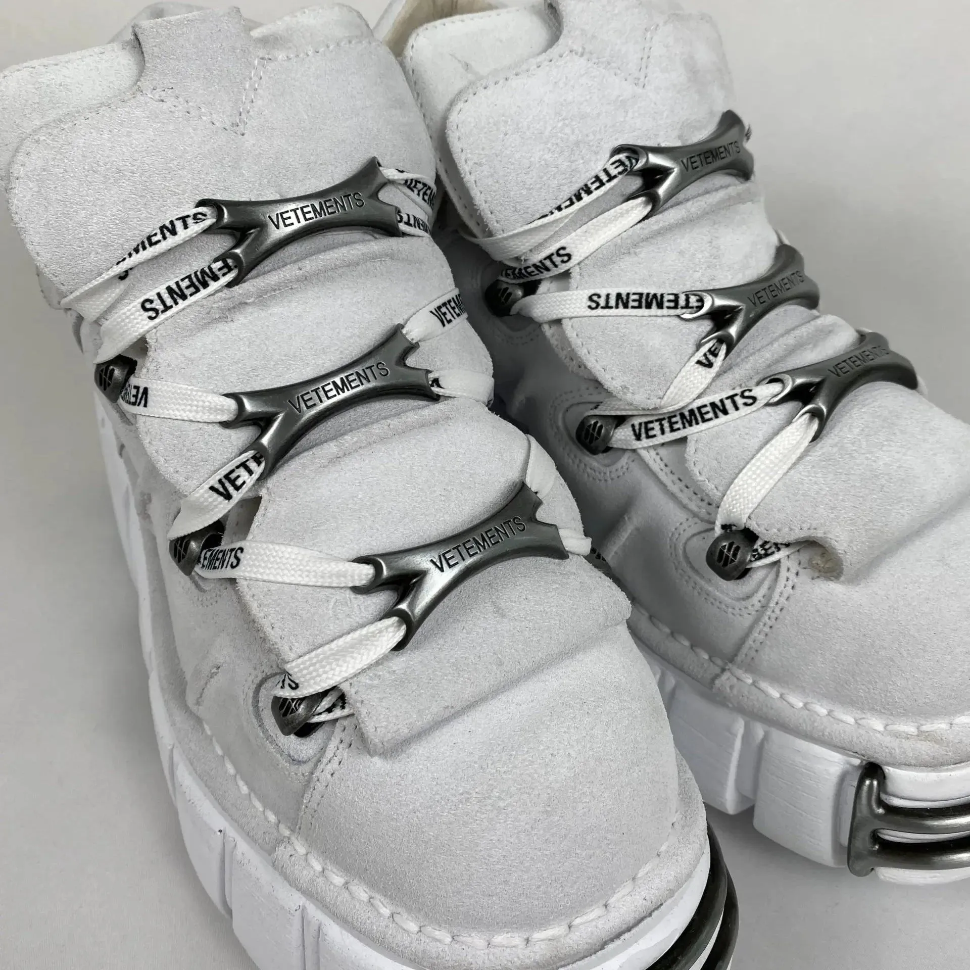 VETEMENTS × NEW ROCK PLATFORM SNEAKERS