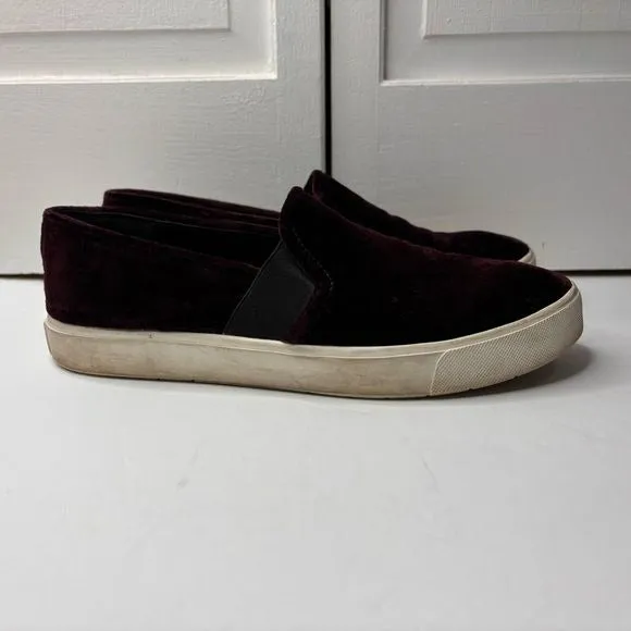 VINCE Blair Velvet Slip On Sneakers Size 8