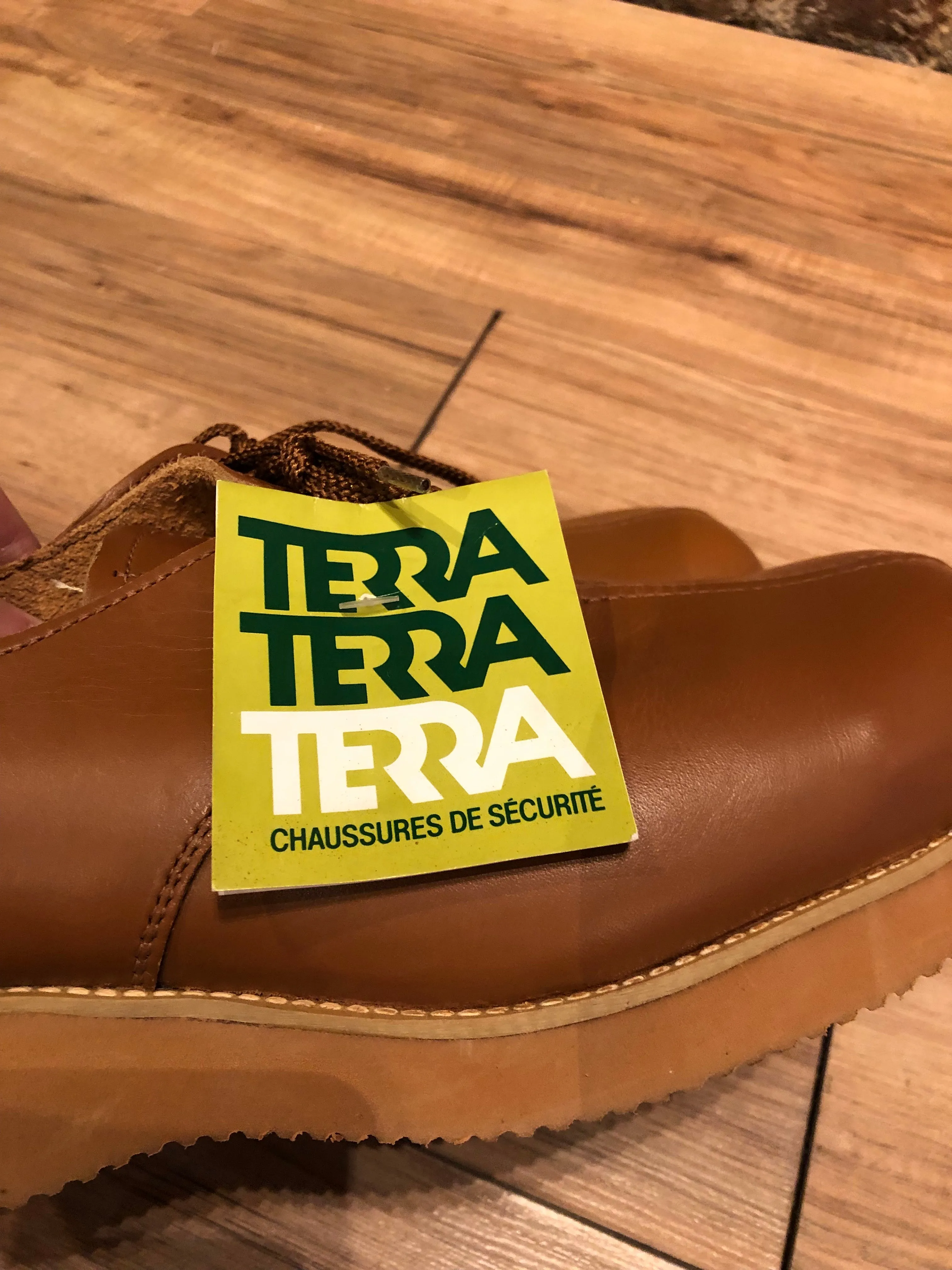 Vintage Deadstock Terra Safety Shoes, Made in Canada, US M 9/ EUR 42