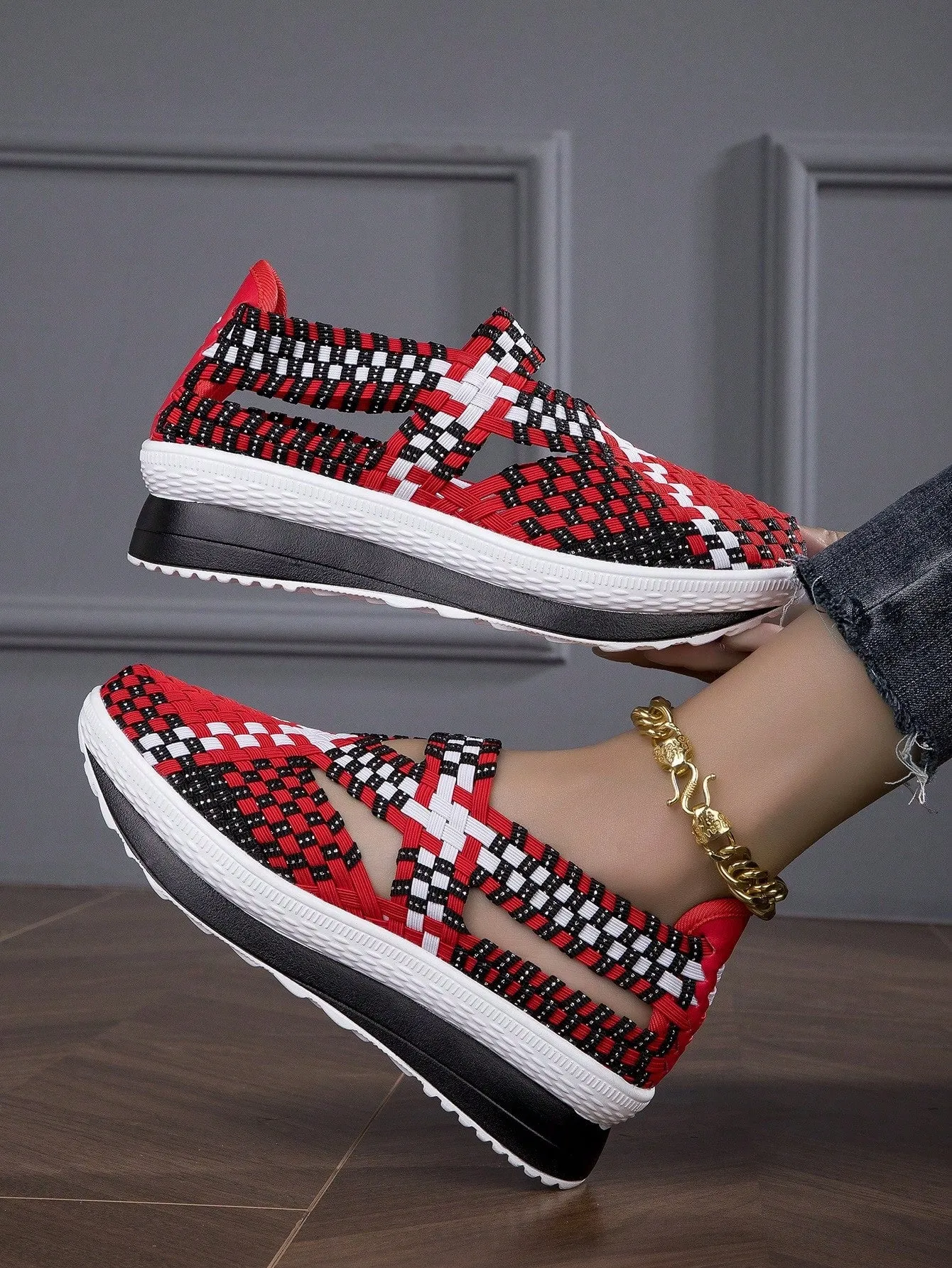 Women Geometric Pattern Cross Strap Wedge Sneakers, Sporty Outdoor Polyester Wedge Sneakers
