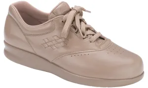 Women's Free Time Walking Shoe in Mocha