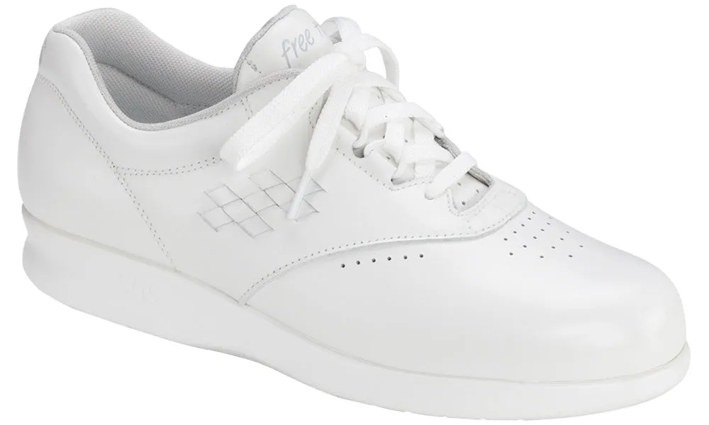 Women's Free Time Walking Shoe in White White