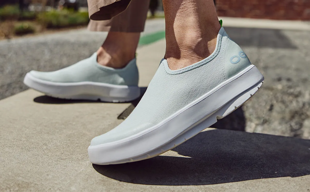 Women's OOmg eeZee Low Shoe - Ice (SALE)